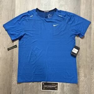 Men's Nike Techknit Ultra Dri Fit Slim Fit Blue Running Top CJ5344-402 Size S